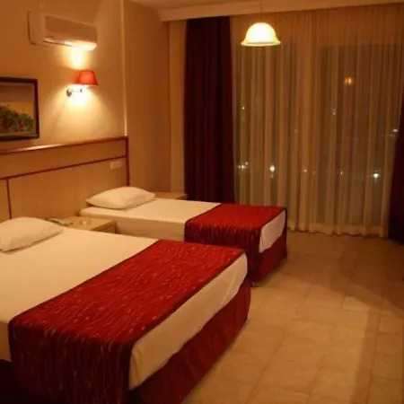 Hotel Calipso Beach 4*