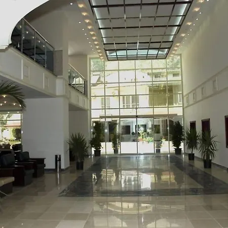 Hotel Calipso Beach 4*